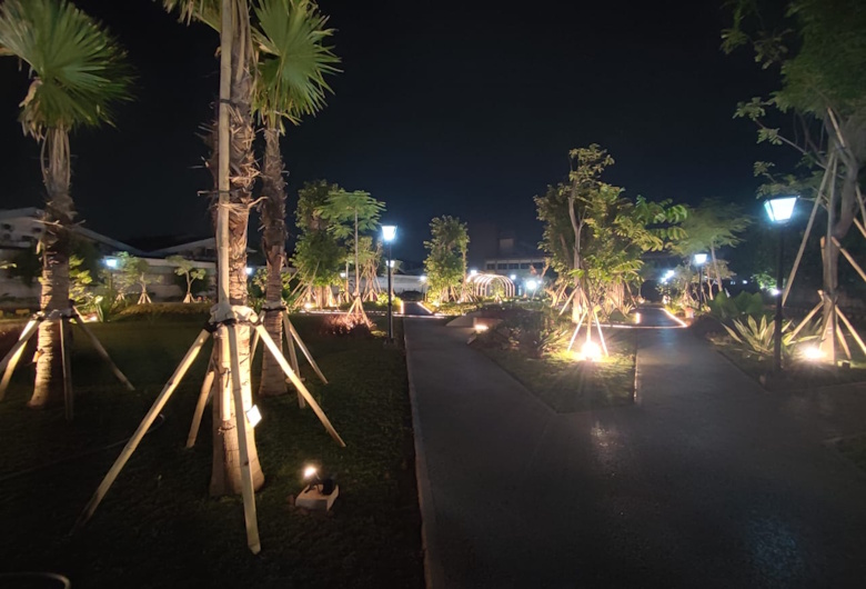 Landscape Lighting Pama Persada untuk Estetika Eksterior Kantor Pusat