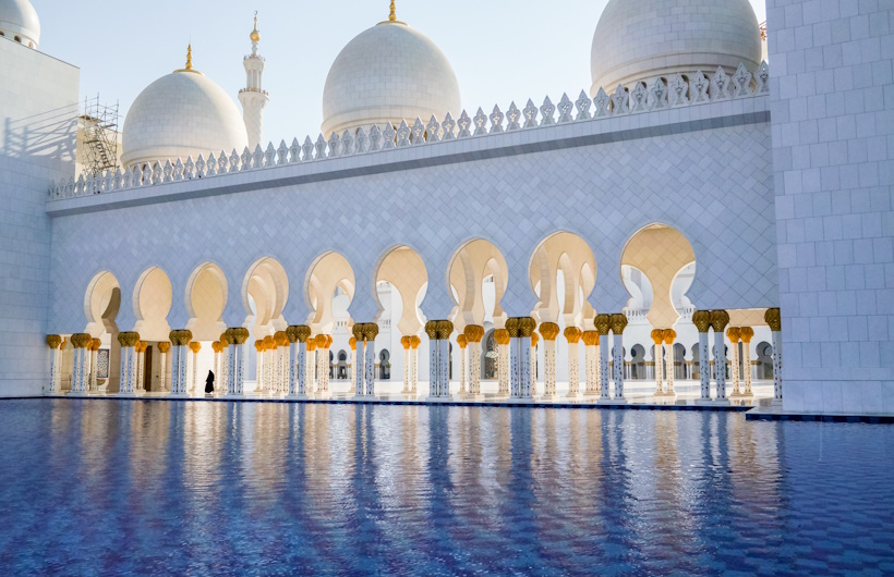 Jasa Kontraktor Lighting Masjid dari Desain hingga Instalasi Profesional

