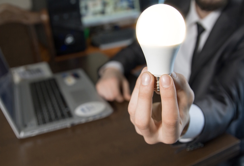 Manajemen Sistem Pencahayaan Jadi Cara Mengontrol Lighting Gedung Secara Terpusat
