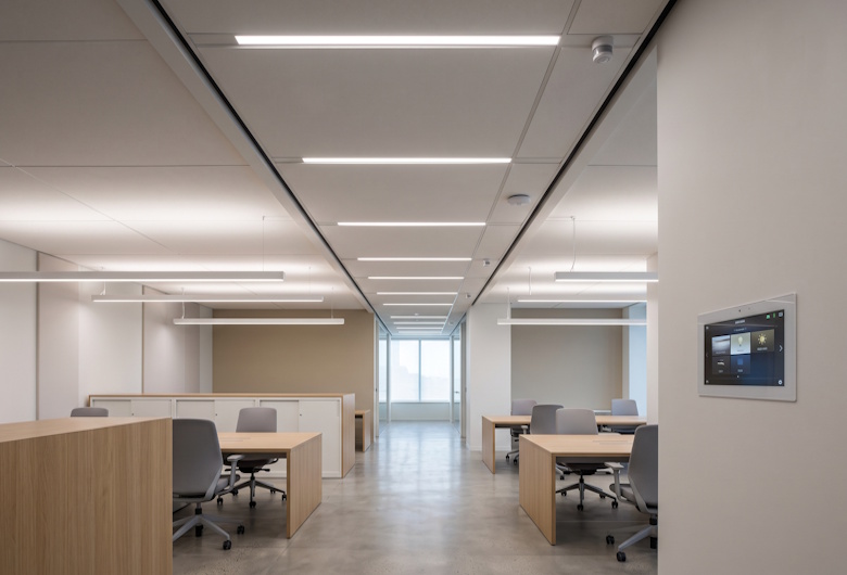 Interact Lighting Control Office untuk Menciptakan Smart Workplace yang Lebih Efisien