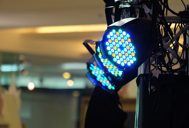 Spectrue Lighting Management System Profesional untuk Gedung dan Area Komersial

