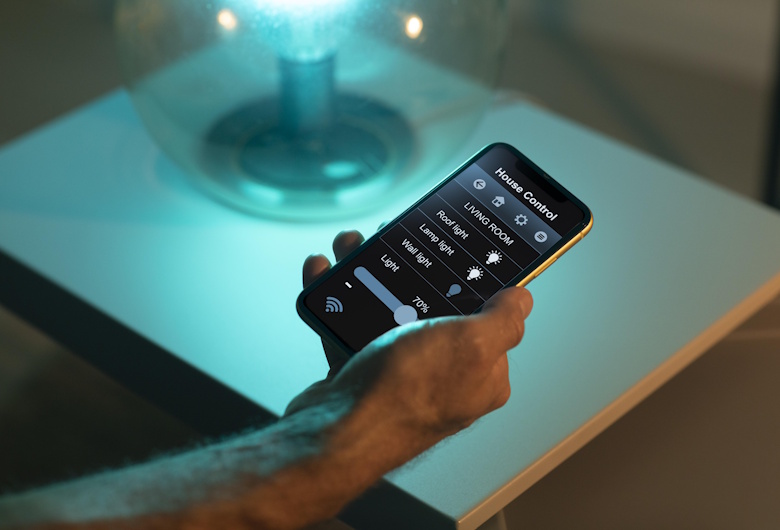 Interact-IoT-Lighting-System-Integrasi-Lampu-Sensor-dan-Data-dalam-Satu-Sistem-Spectrue